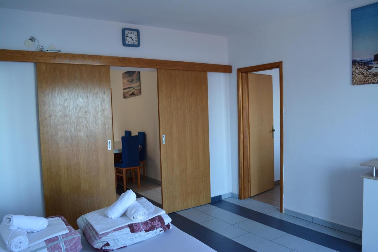 Apartments & Room Madi Senj  Luaran gambar