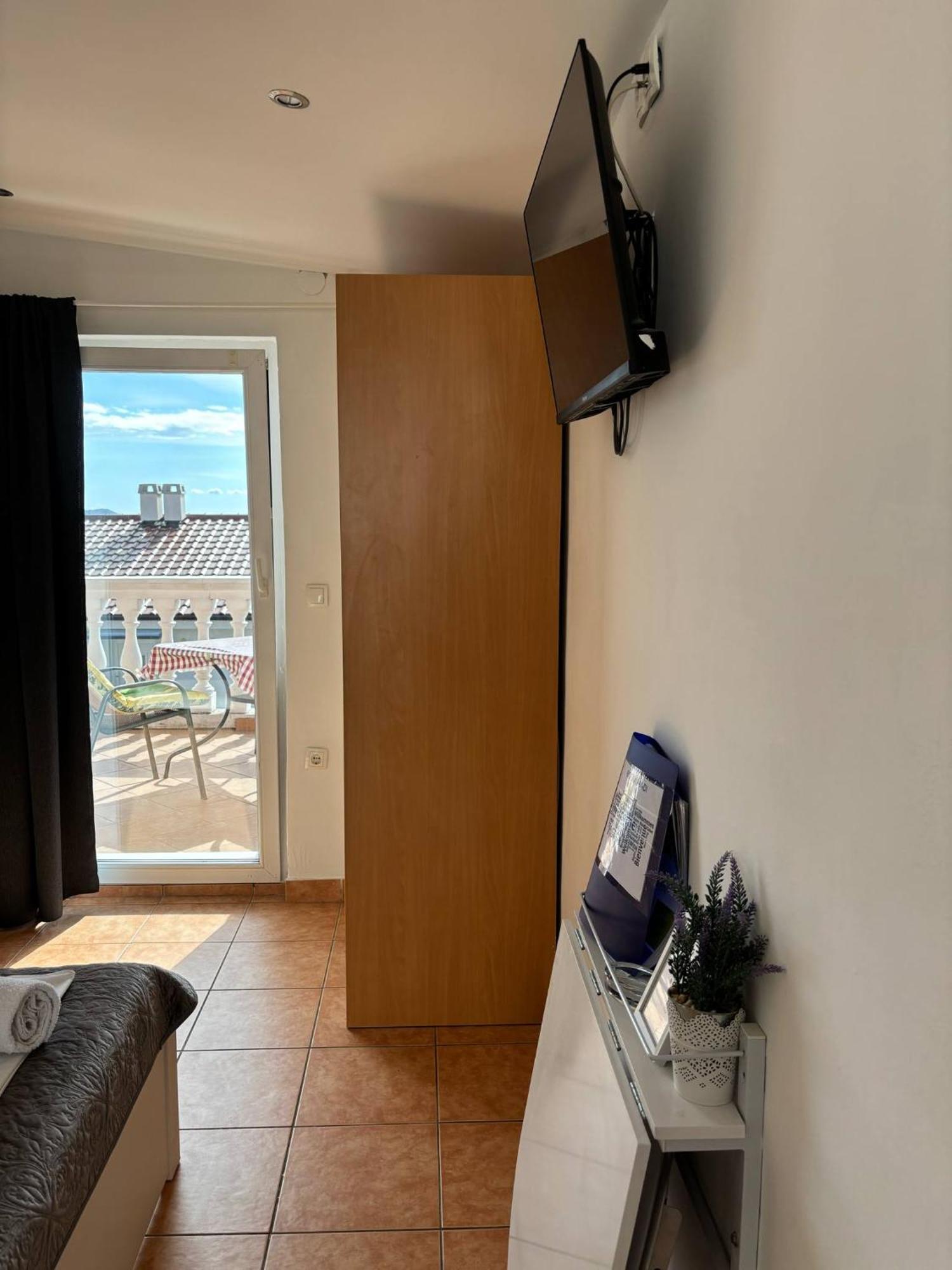 Apartments & Room Madi Senj  Luaran gambar