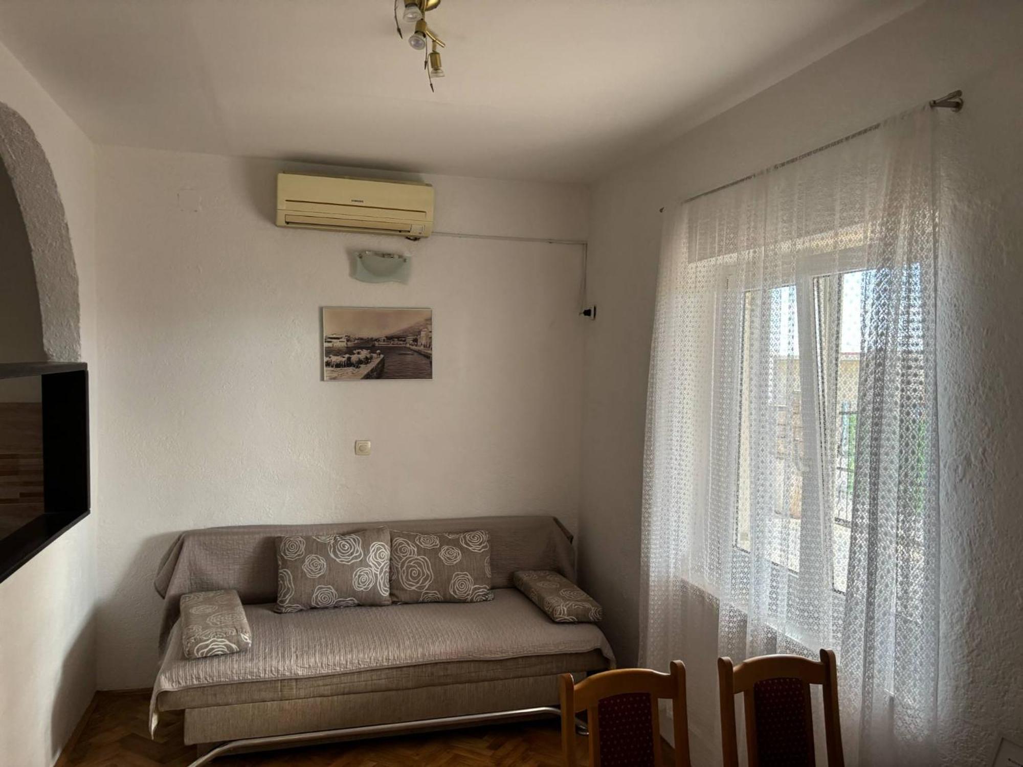 Apartments & Room Madi Senj  Luaran gambar